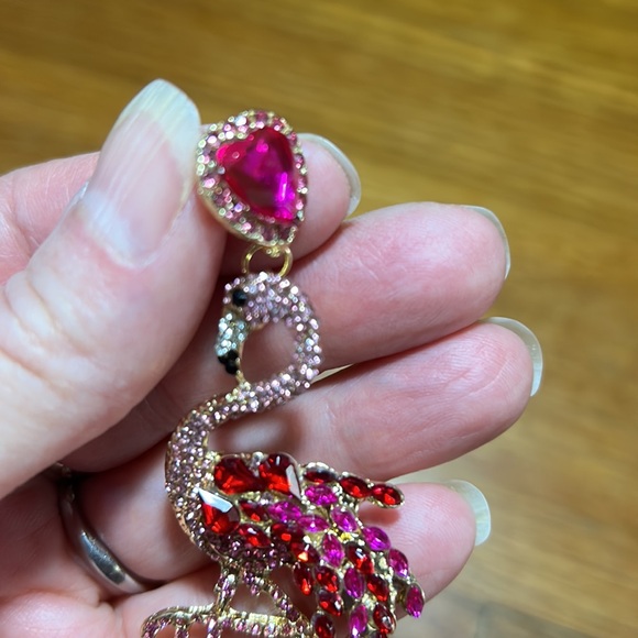 Rhinestone Flamingo Drop Earrings - Picture 5 of 6